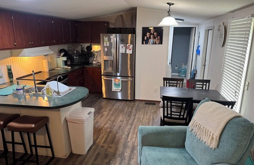 Shallotte House | Chill 2 bedroom near Holden Beach