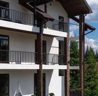 Yablunytsya House | Chillax
