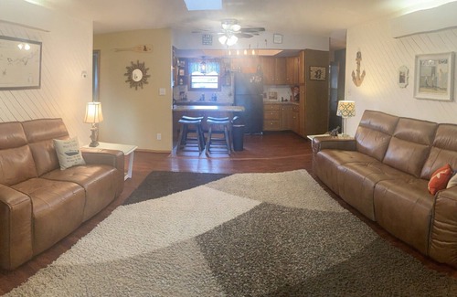 Coldwater Cottage | Chillaxin ~ Beautiful Lakefront Home on Coldwater Lake