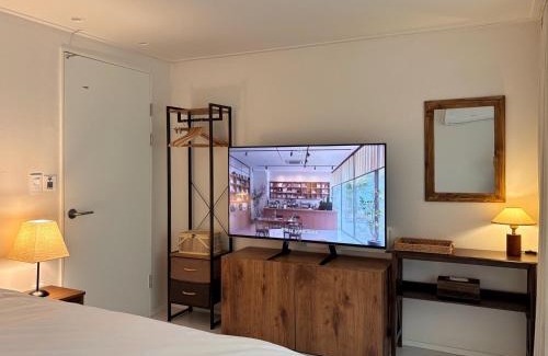 Mapo Apartment | chillin in mangwon
