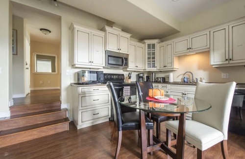 Promontory House | Chilliwack Family Nest 2 Bedroom Suite