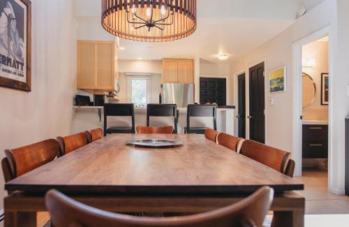 Intermountain House | Chillside Chalet Modern West Vail Townhouse!