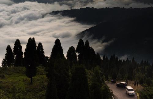 Kurseong Ski Chalet | Chimney Farmstay