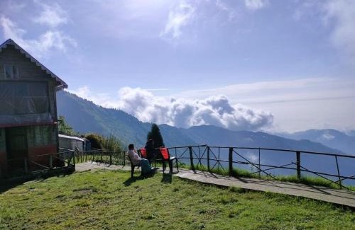 Kurseong Ski Chalet | Chimney Farmstay