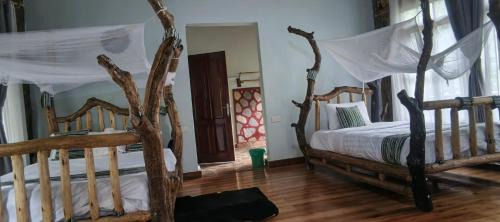 Kibale Resort | Chimpanzee Capital Safari Lodge