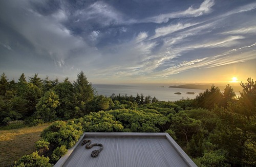 Port Orford House | China Mountain House | a Premier Vacation Home