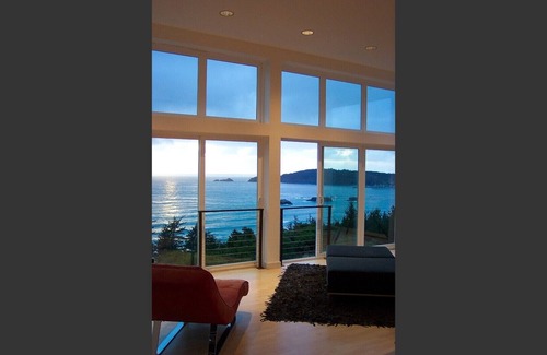Port Orford House | China Mountain House | a Premier Vacation Home