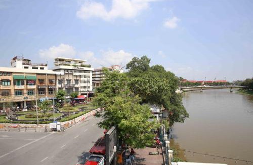 Chang Moi Apartment | Chinatown Night Market - Family Suite 2 BRs
