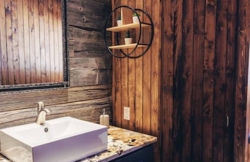 Saint-Raymond Ski Chalet | Chinook Cottage