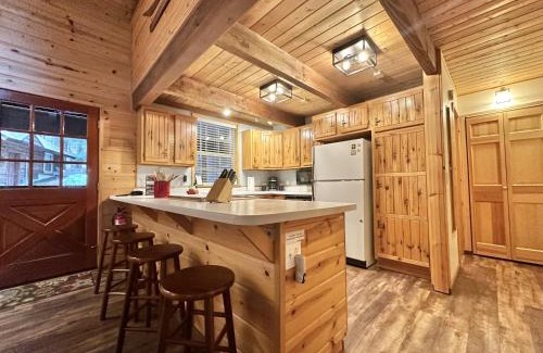 Leavenworth House | Chipmunk Lodge by NW Comfy Cabins
