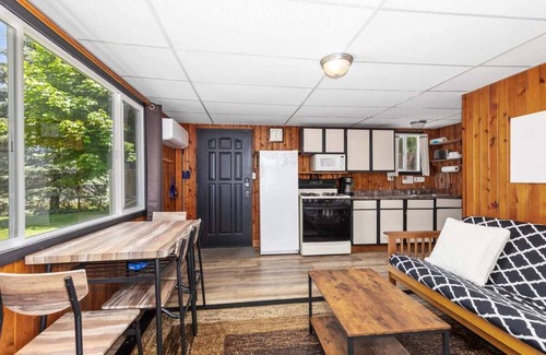 Chippewa Lake Cabin | Chippewa Bluffs Resort - 2BR 2BA Cabins