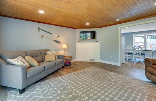 Lake Wissota House | Chippewa Falls Retreat on Lake Wissota with 2 Decks!