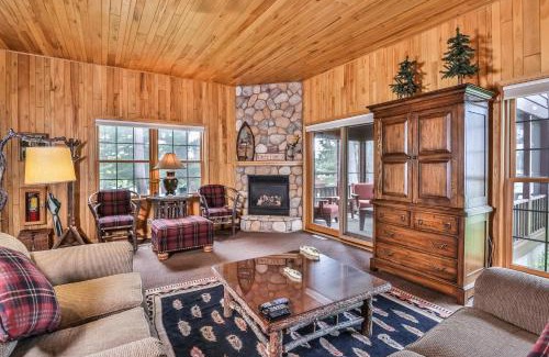 Manitowish Waters Apartment | Chippewa Retreat - Den