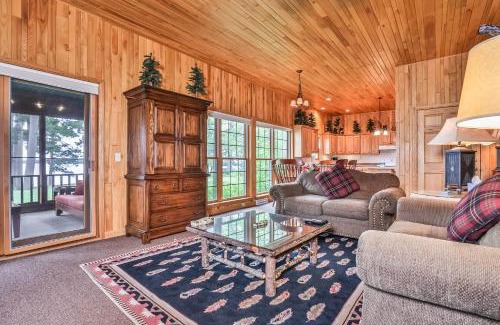 Manitowish Waters Apartment | Chippewa Retreat - Den