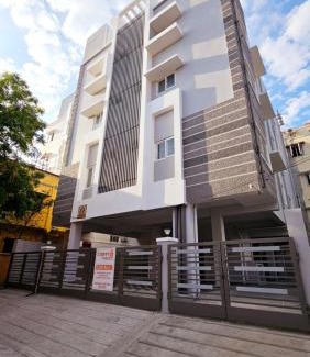 Kovilambakkam Apartment | Chippy Service Apartments No11 RadialRoad
