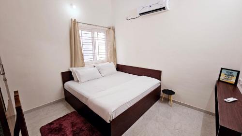 Kovilambakkam Apartment | Chippy Service Apartments No11 RadialRoad