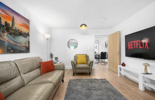 Walkden House | Chique Luxurious Modern Home