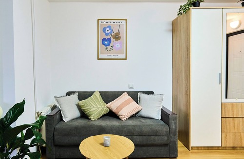 Chisinau Apartment | Chisinau Airport Zone Studio Cozy & Connected
