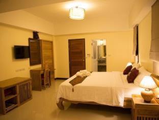 Bang Phra Hotel | Chivapuri Trat