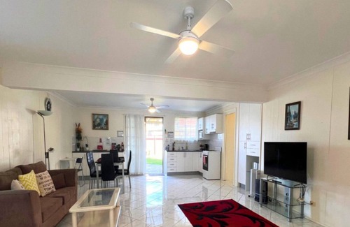 Sussex Inlet Apartment | Chloe's Waterfront Apartment