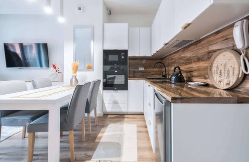 Gdansk City Center Apartment | Chmielna 110B | Tasteful Apartment | Centre