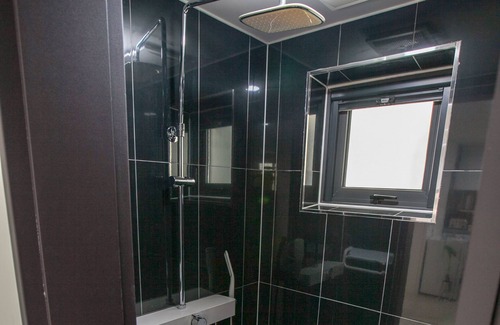 Seogyo-dong Apartment | Cho's apartment-hongdae STN. -available for 10 persons