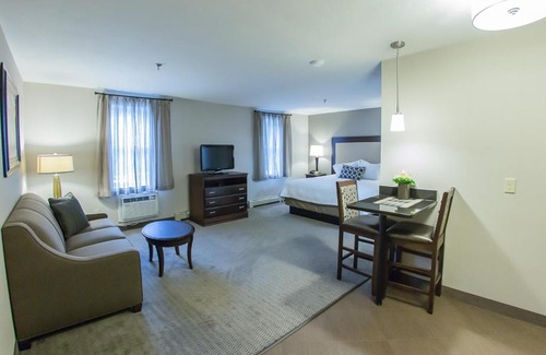 Sterling Hotel | Chocksett Inn