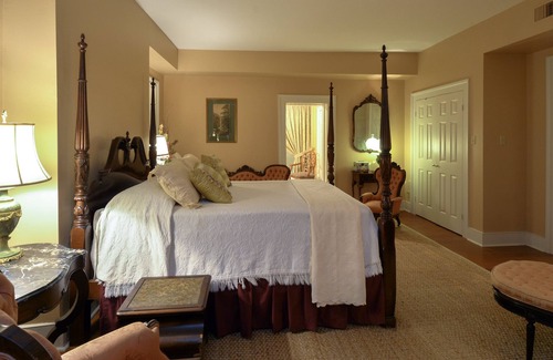 Natchez Bed & Breakfast | Choctaw Hall Bed and Breakfast