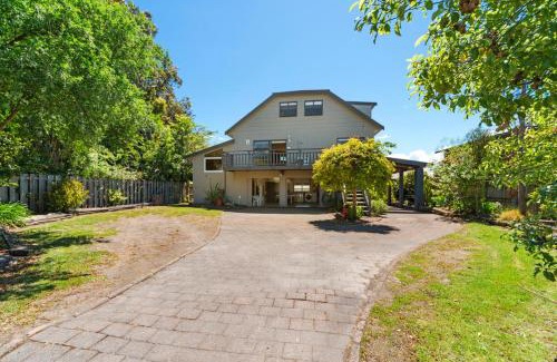 Wharewaka House | Choice Wharewaka - Taupo Holiday Home