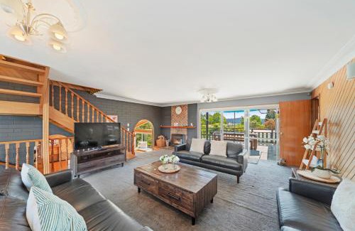 Wharewaka House | Choice Wharewaka - Taupo Holiday Home