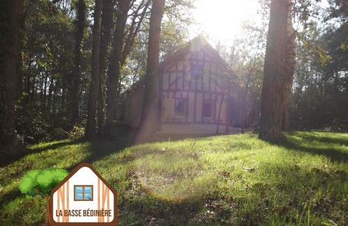Crouy-sur-Cosson House | Choisissez votre hébergement, l'insolite Cul de Loup ou la traditionnelle Bédinière à 5 minutes de Chambord