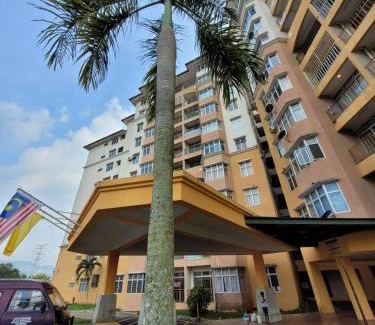 Mantin Apartment | Chomey Homestay