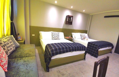 Thanon Phaya Thai Bed & Breakfast | Chomm House
