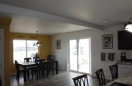 Chelan House | Choose these views and a great house!