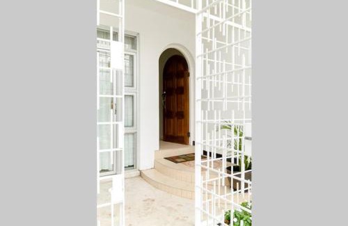 Kingston Villa | Choose To Be Happy at Surbiton Square - Two Bedroom Townhouse