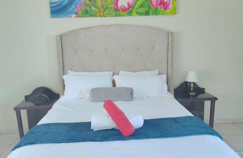 Rooihuiskraal House | Choosers Express Boutique Hotel and Spa - Room 2