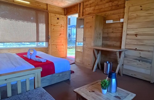 Dugalbitta Hotel | Chopta Resort