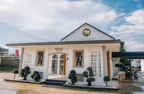 Bang Phra Hotel | Chor Grande Resort