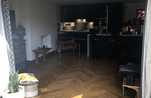 Chorlton-cum-Hardy Apartment | Chorlton Garden Rooms - Relax, Stay, Work or Play