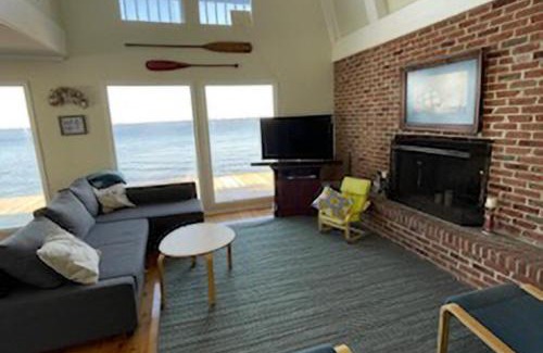 Avoca House | Chowan River Retreat