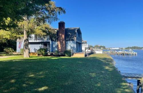 Avoca House | Chowan River Retreat