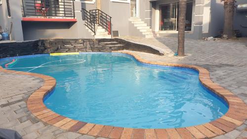 Greater Johannesburg Metropolitan Area House | Chris Guest House
