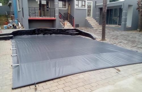 Greater Johannesburg Metropolitan Area House | Chris Guest House