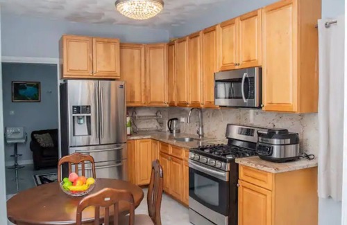 Portmore House | Christal Sunshine: 4-bedroom residential home.
