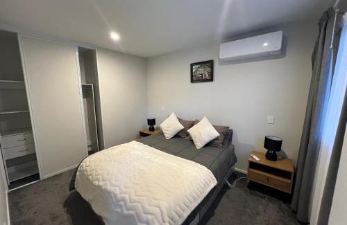 Burnside House | Christchurch Airport Stop