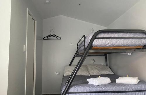 Christchurch Apartment | Christchurch Airport Tiny House