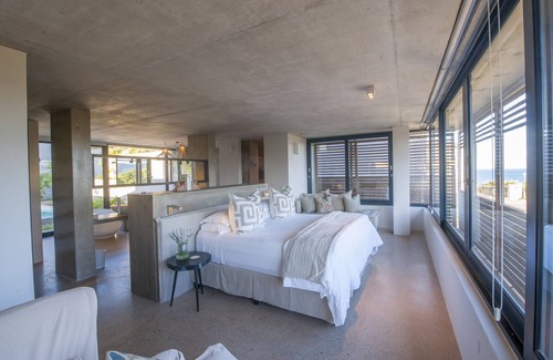 Robberg Beach House | Christiana Lodge