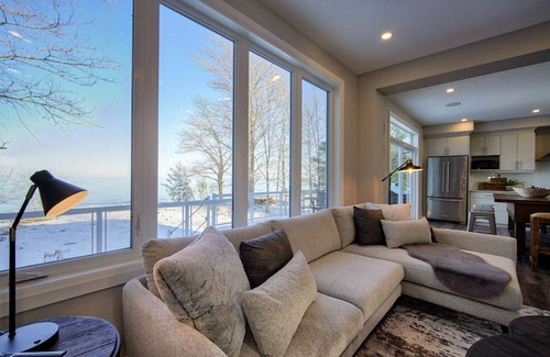 Meaford House | Christie Beach 3 Bedroom Vacation Home