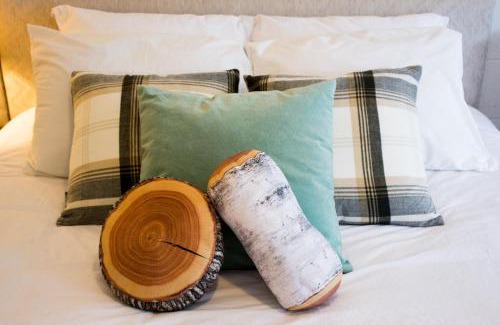 Christina Lake Hotel | Christina Lake Motel and RV Park