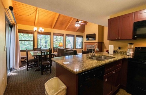 Wisconsin Dells House | Christmas Mountain Village™ - 2 Bedroom 2 Bath Townhome